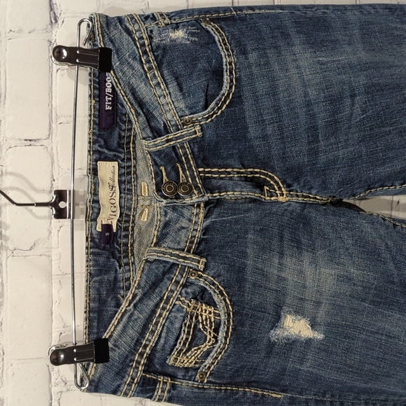 Vigoss Fit Boot cut Distressed Jeans - Picture 4 of 8